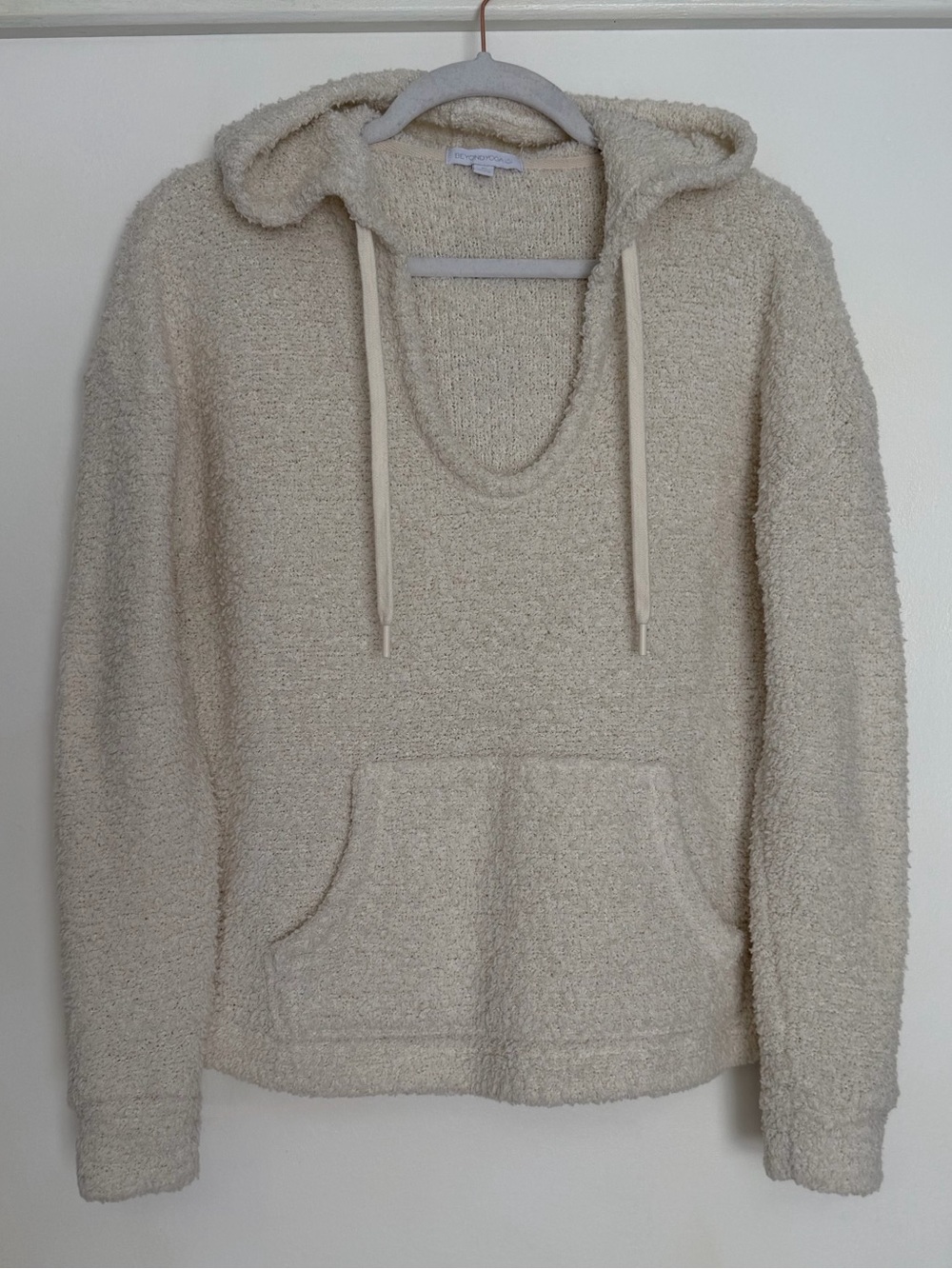Beyond Yoga "Cloud Cover" Winter White Cream Cozy Plush V-Neck Hoodie Pullover